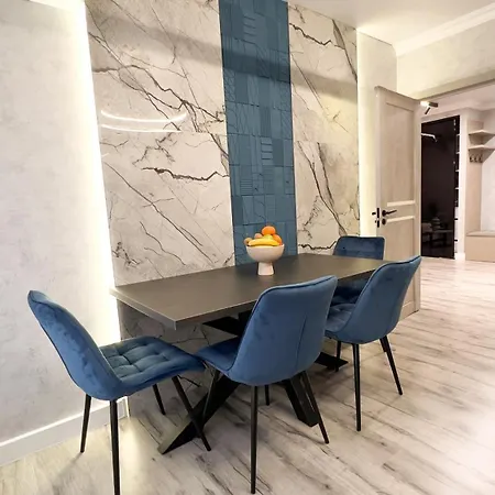 New And Fully Furnished In Buiucani Apartment